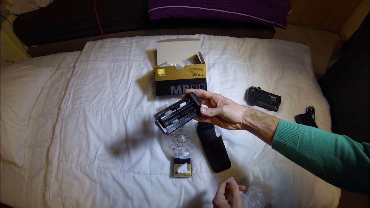 Unboxing nikon MB-D12 Battery Grip and battery EN-EL15