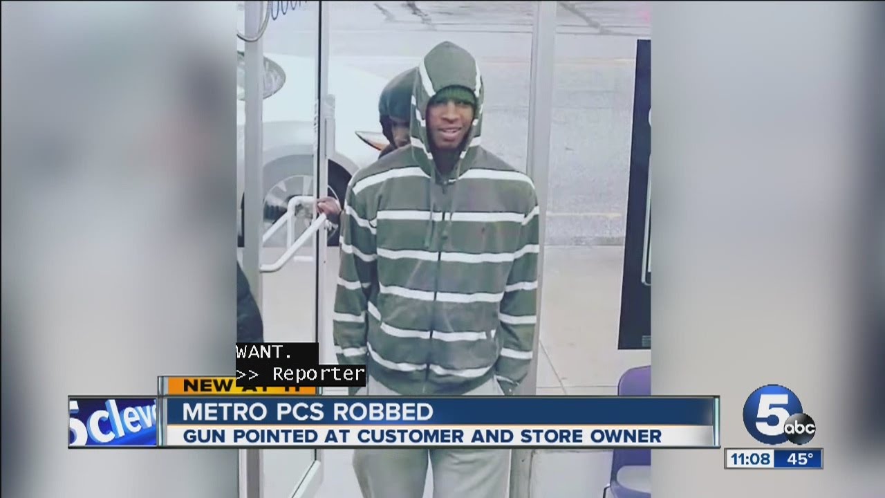 Metro PCS store robbed