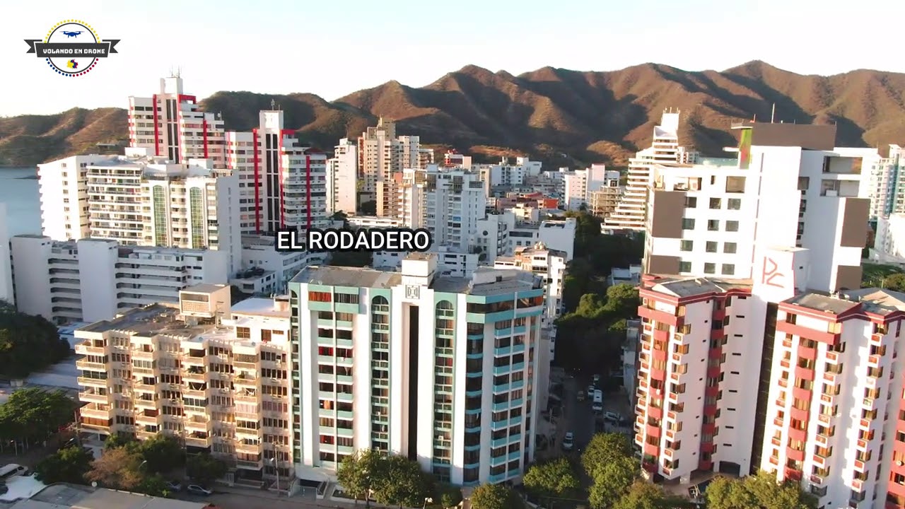 VOLANDO EN DRONE 4K -SANTA MARTA SIGUE CRECIENDO - COLOMBIA