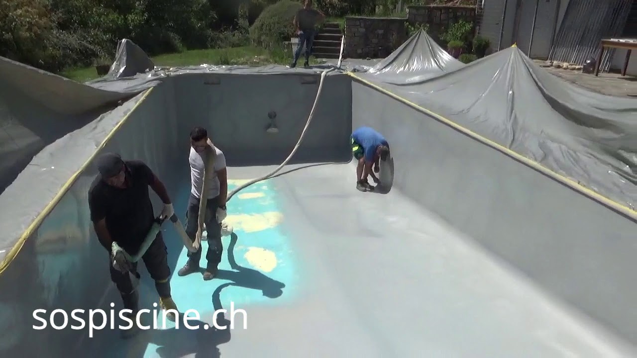 Rénovation d'une piscine coque polyester à Vallorbe
