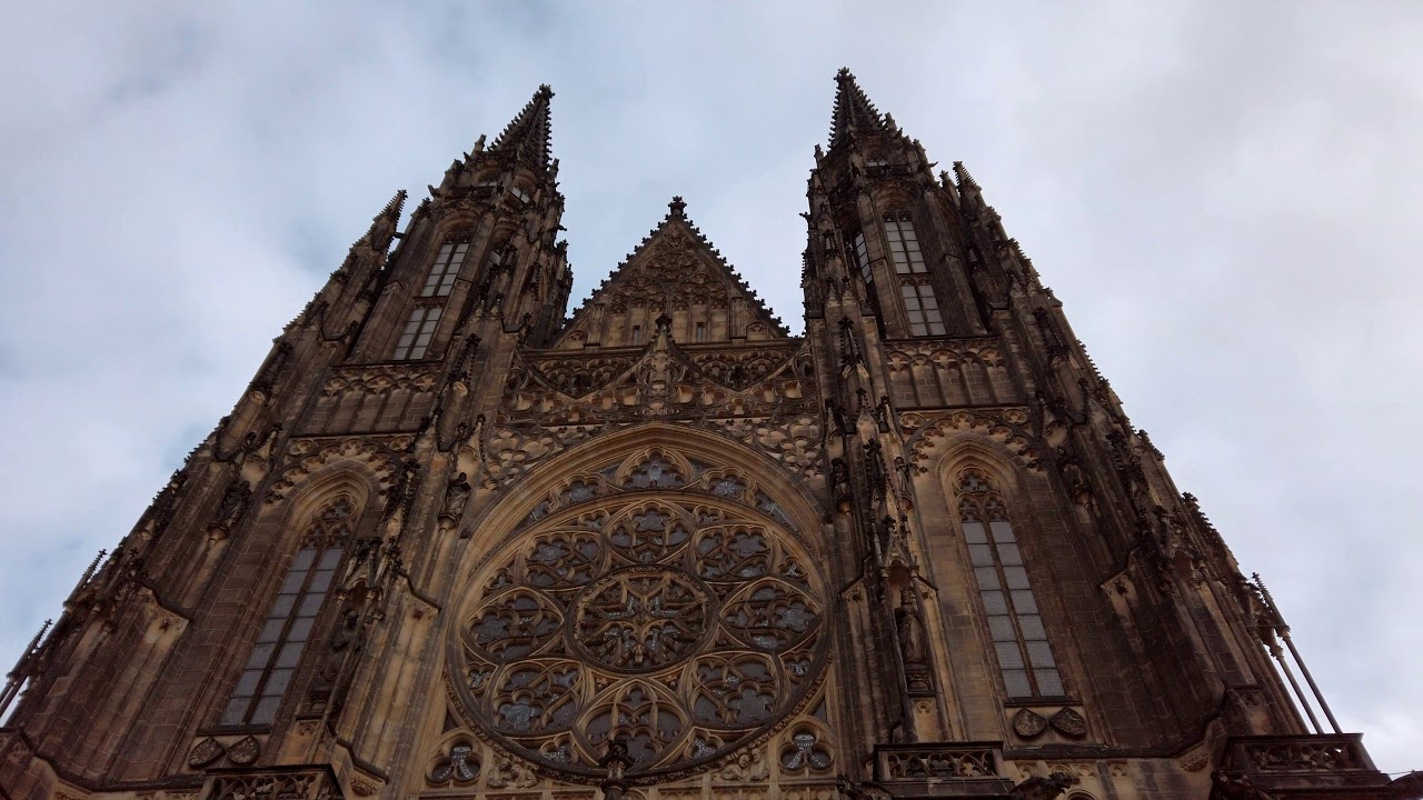 𝟒𝐊 - Veitsdom in Prag