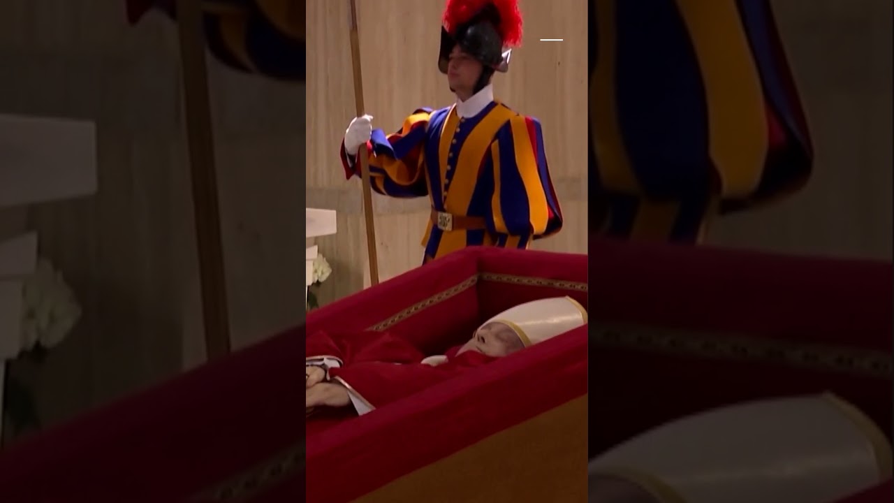 Pope Francis Laid in Wooden Coffin
