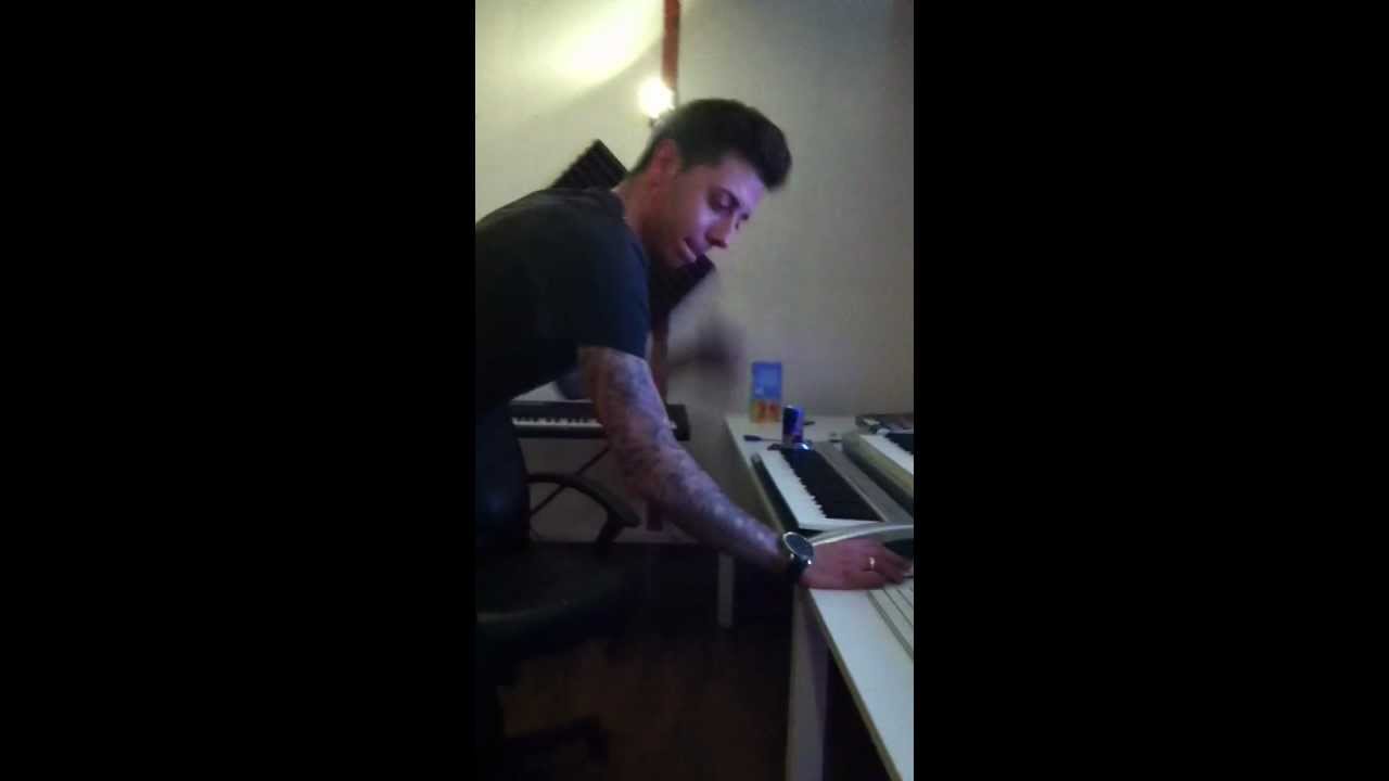 RoBeatz, Produced IntroBeat of Loungemusic 2012