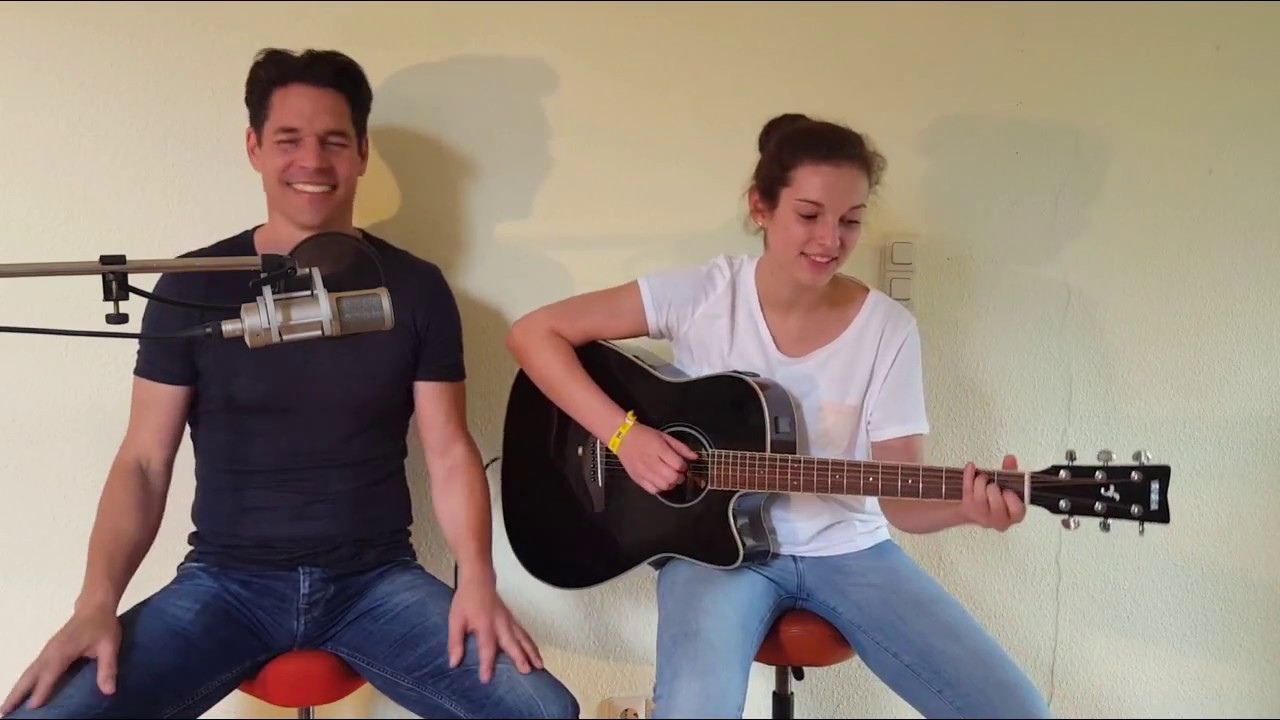 Call on me (Starley) Acoustic Cover by Benjamin Stuerzenhofecker feat. Pauline Jung