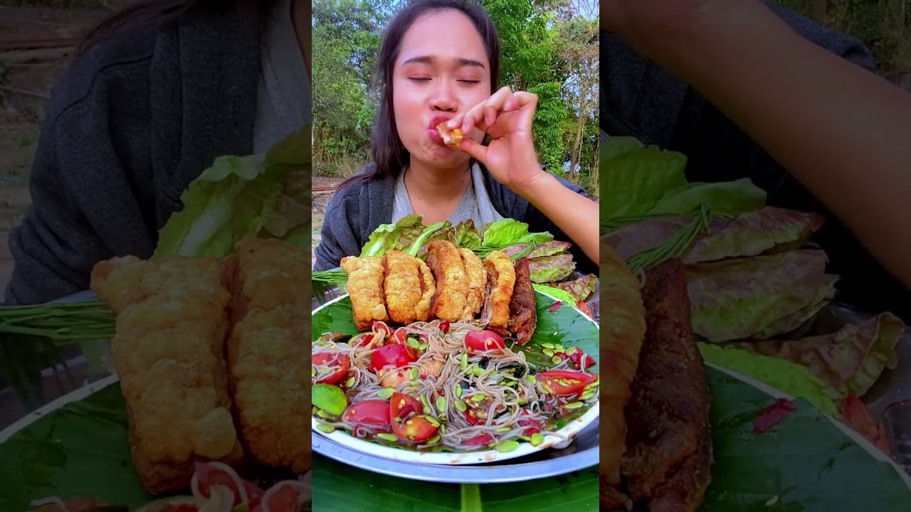 ตำซั่วหมูกรอบ(วิธีทำ)หมูกรอบสูตรเร่งด่วน หนังฟูสวย กรอบทำลุจอ แซ่บคักจ้า