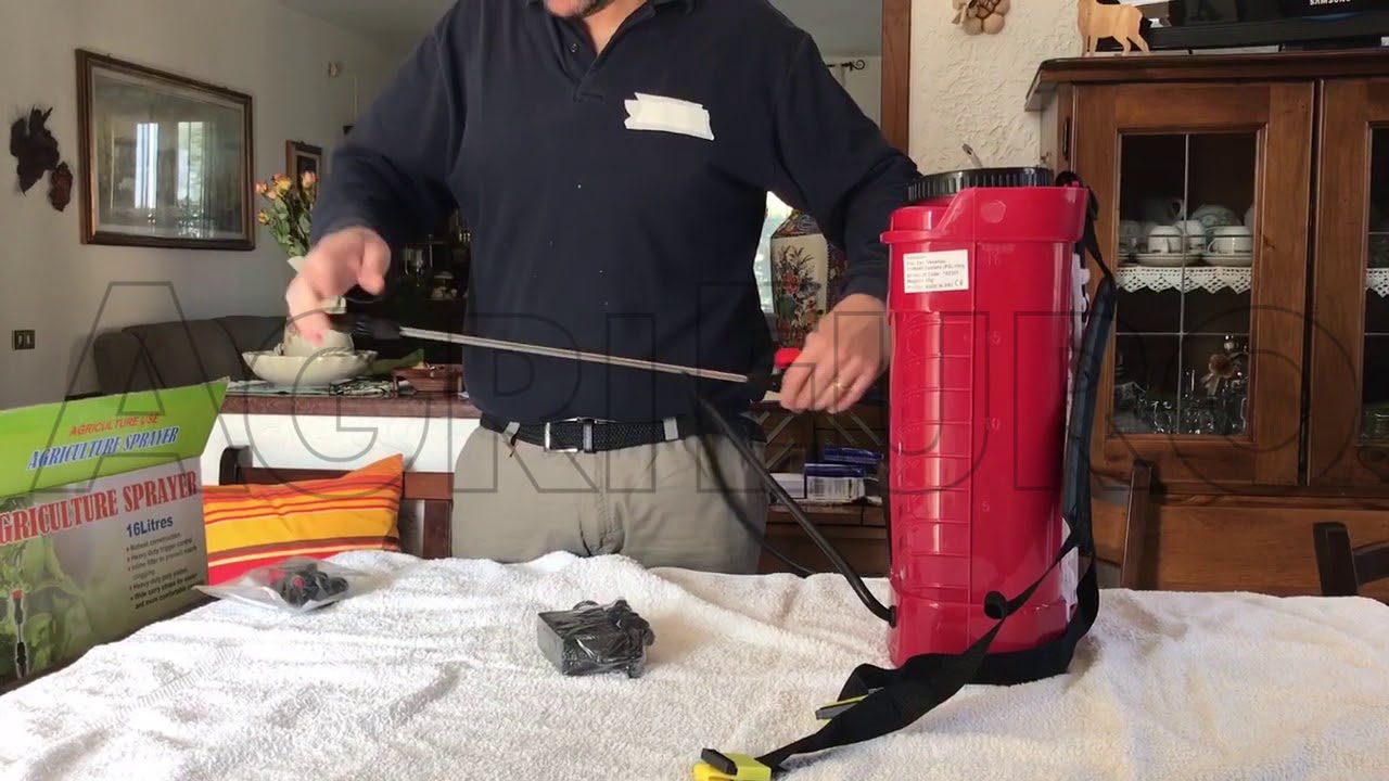 Montaggio della pompa irroratrice a batteria GeoTech KF 16C 26