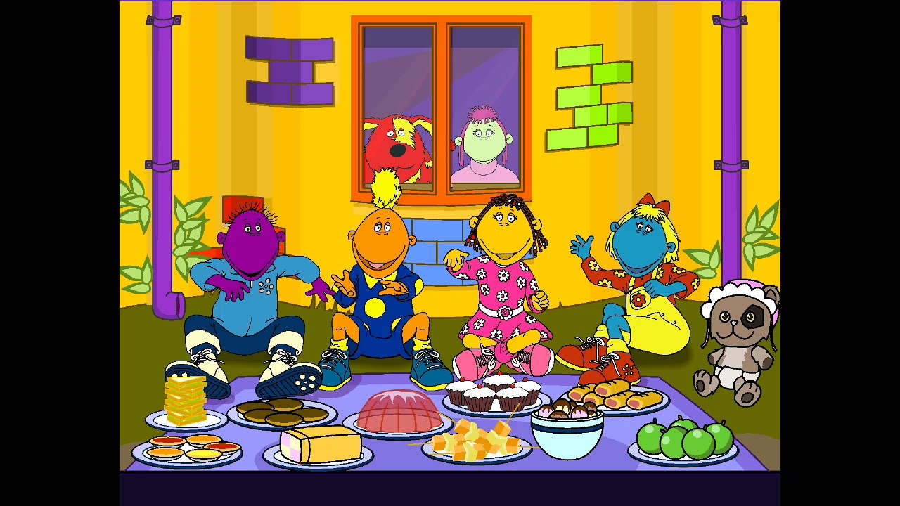 Testing 2 tweenies online games - me, 1st & Bella stall