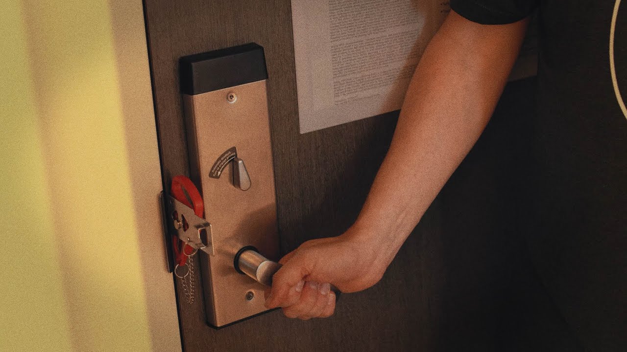 Portable Hotel Lock TESTED - Do NOT Buy!