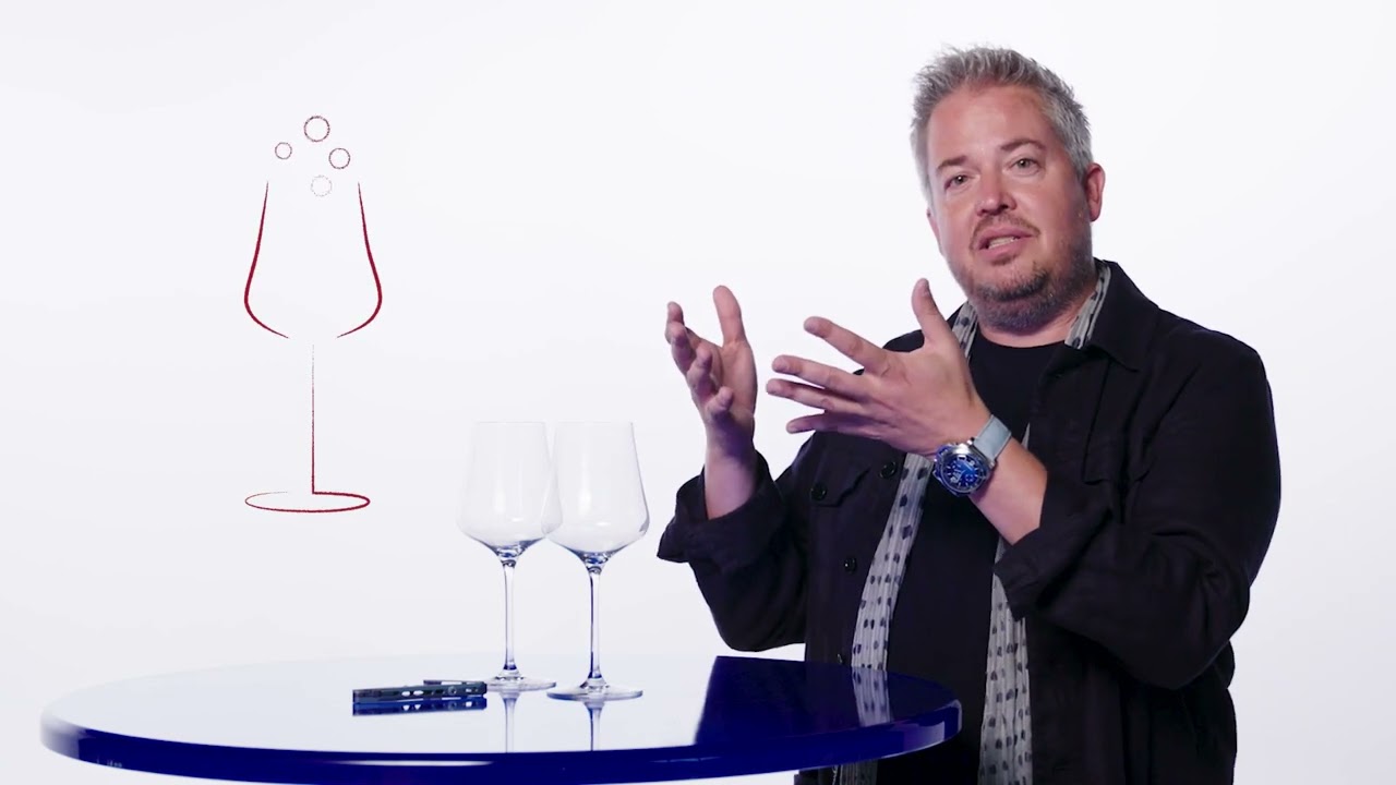 What is a Universal Wine Glass?