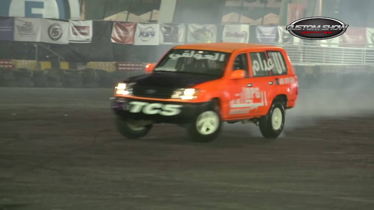 DRIFITING CIRCUIT AT CUSTOM SHOW EMIRATES 2016