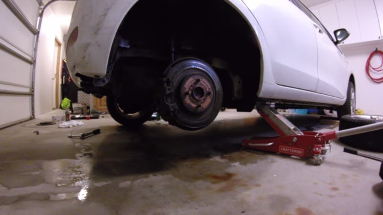 How to replace brakes and rotors on a Toyota Yaris Hybrid