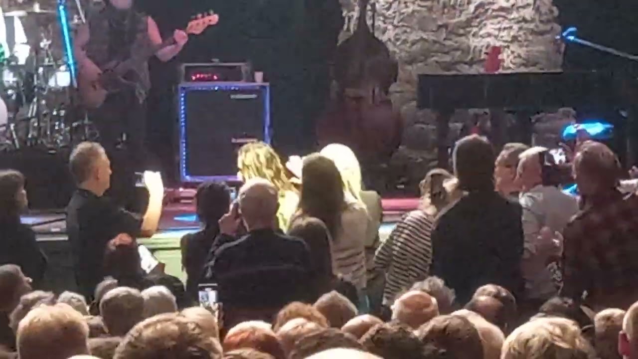 Beth Hart - Sugar N My Bowl Olympia (Paris)