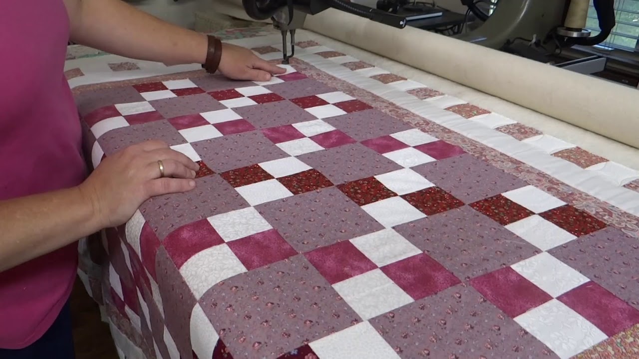 Quilting Continuous Curve on Two Different Sized Squares in the Same Quilt