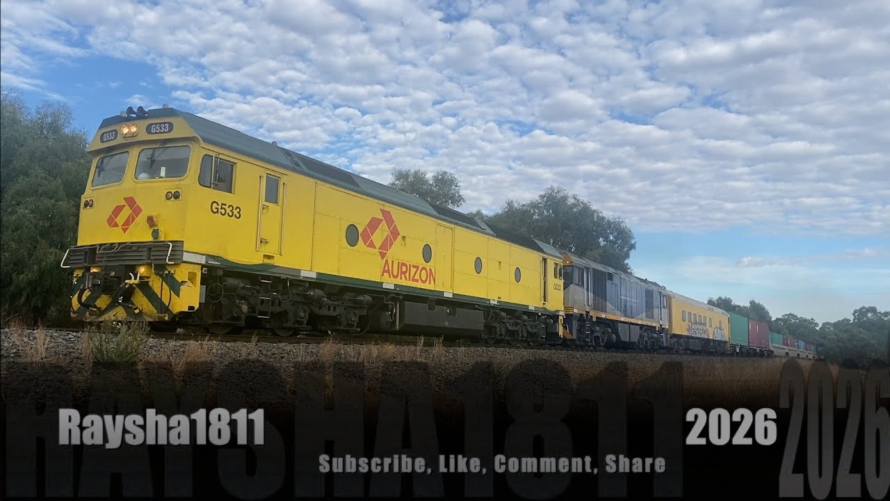5XM1 - G533-GL102 & crew car (Aurizon/TGE) Murgheboluc - Australian Trains by Raysha1811