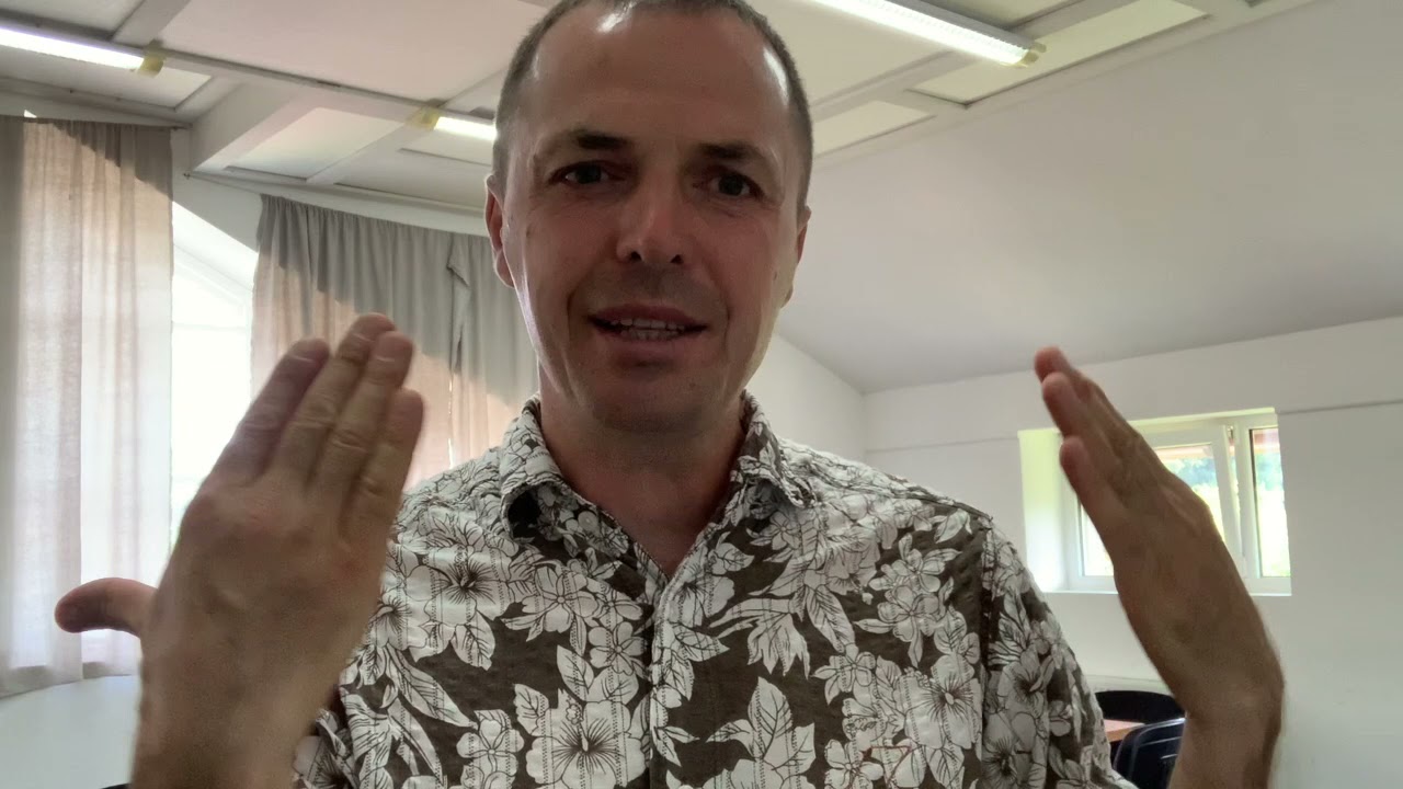 # 2 Să spun sau nu, unui băiat că &icirc;mi place de el?