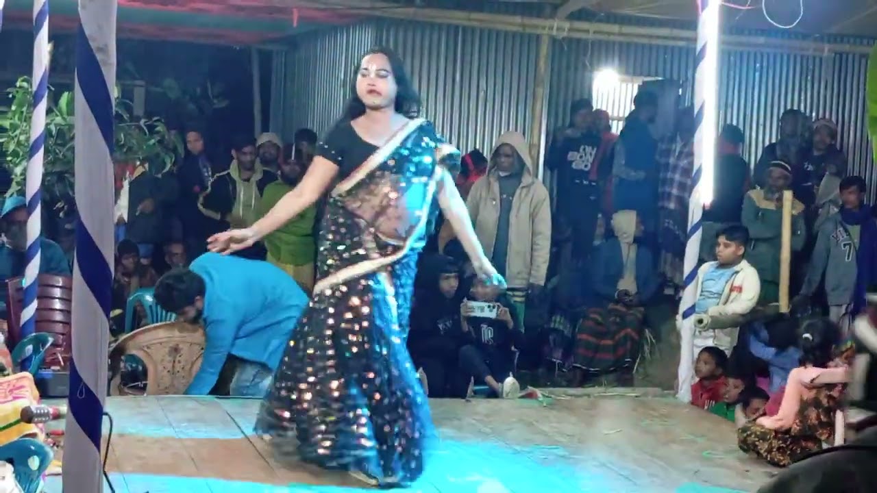 রাজমা দর্শকের সামনে অনেক সুন্দর করা  ডান্স দেখে দশকের মন জয় করলেন দেখুন বিস্তারিত