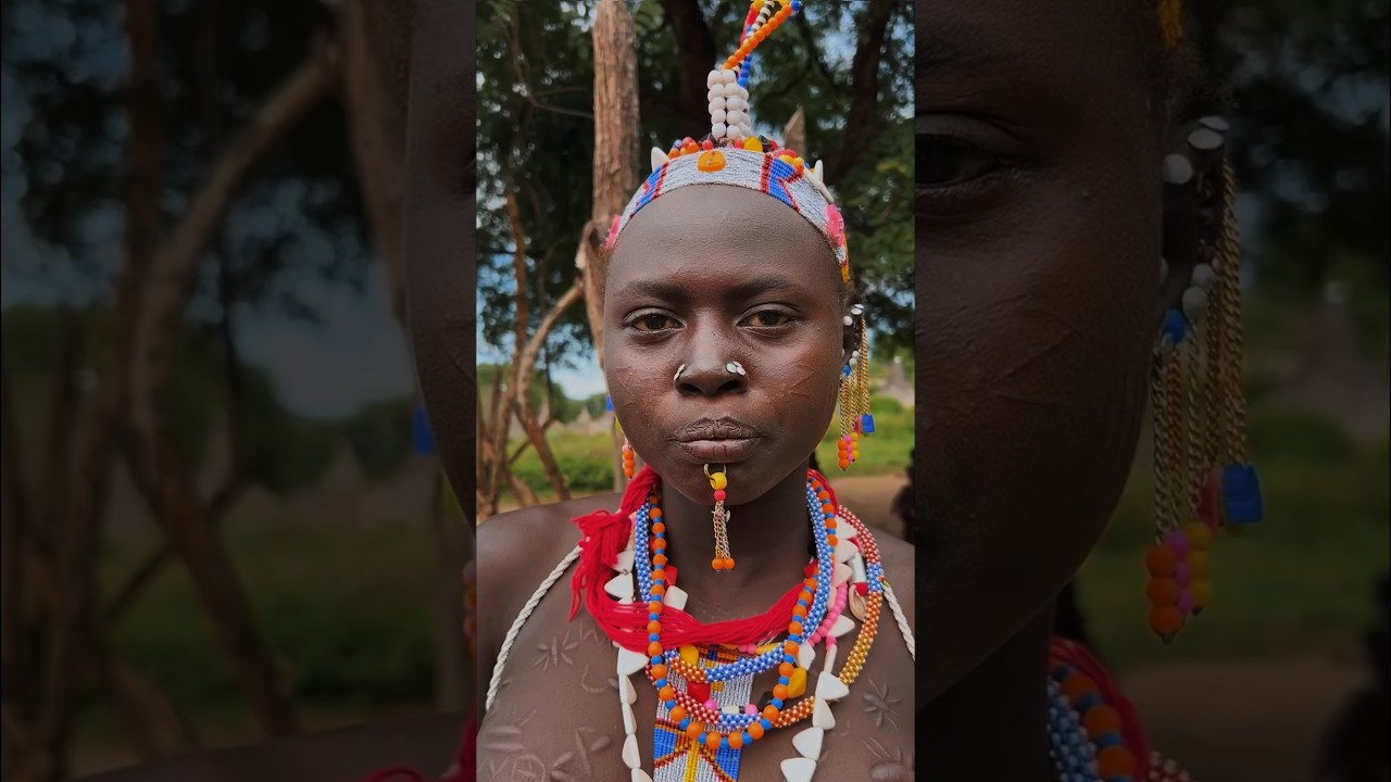 As&iacute; es la est&eacute;tica de las mujeres #Larim en #SudanDelSur 🇸🇸 #antropologia #africa #culture #viajes
