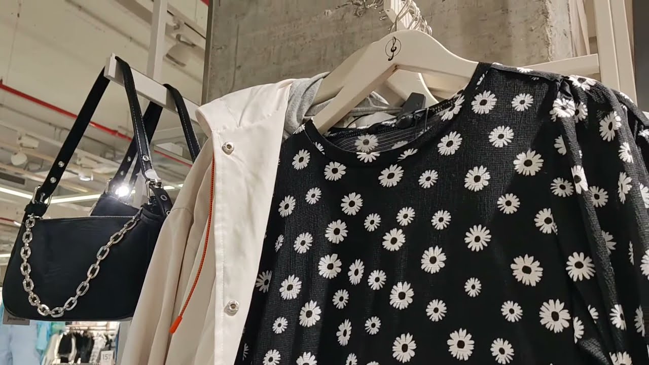 Stradivarius Black and White Collection! Novedades Stradivarius Primavera 2021 / Denim Collection #6