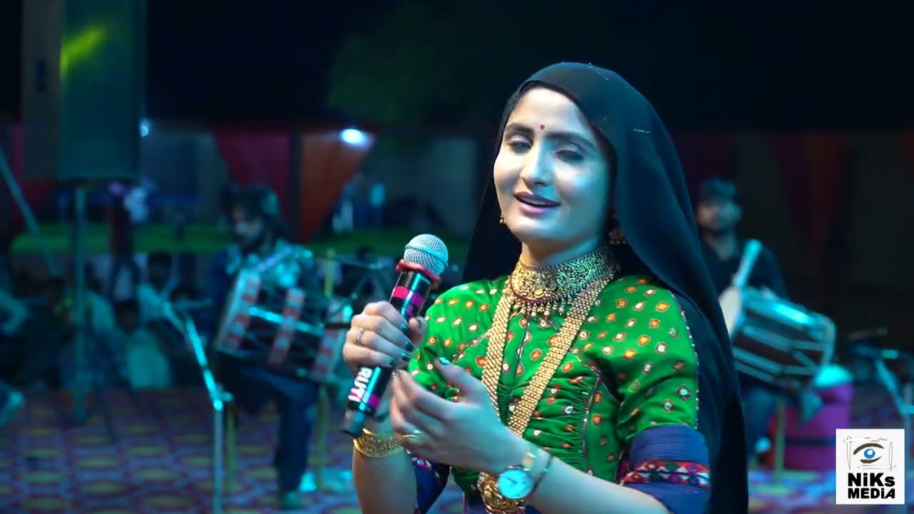 GEETA RABARI LIVE AT SOLANKI FAMILY TALALA GIR