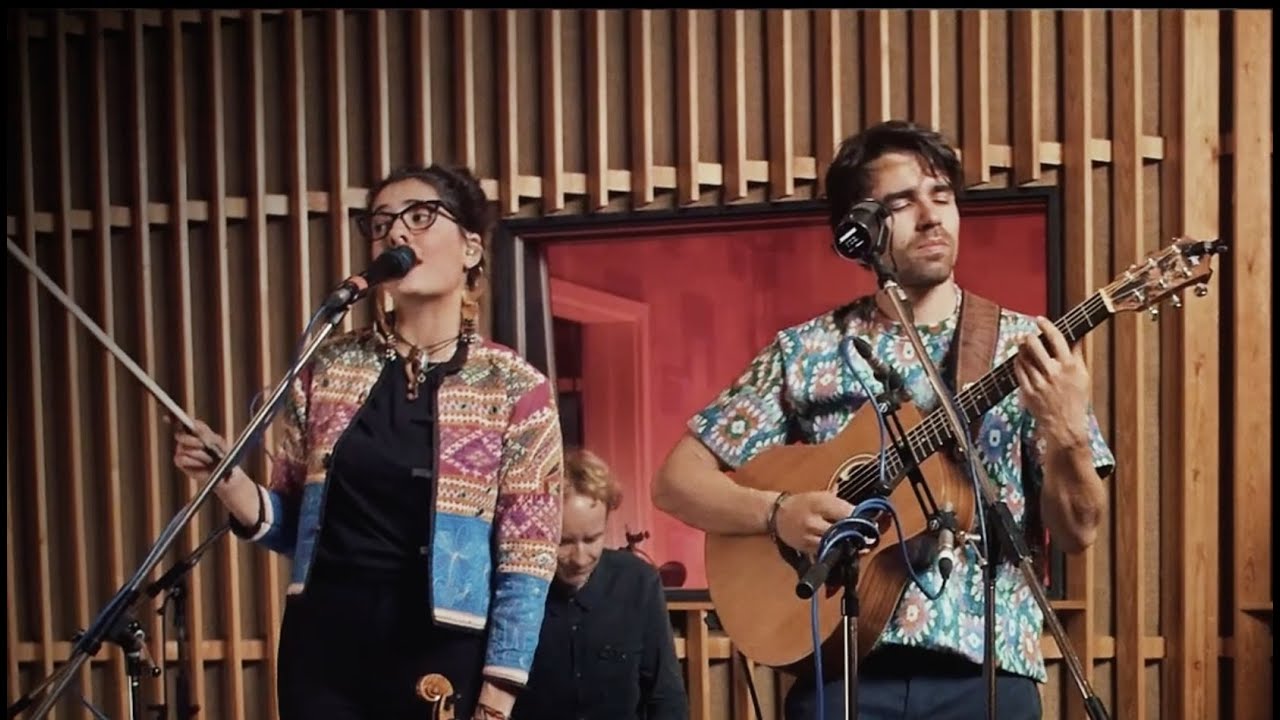 Lina B&oacute; - El dia de muertos - Acoustic Session