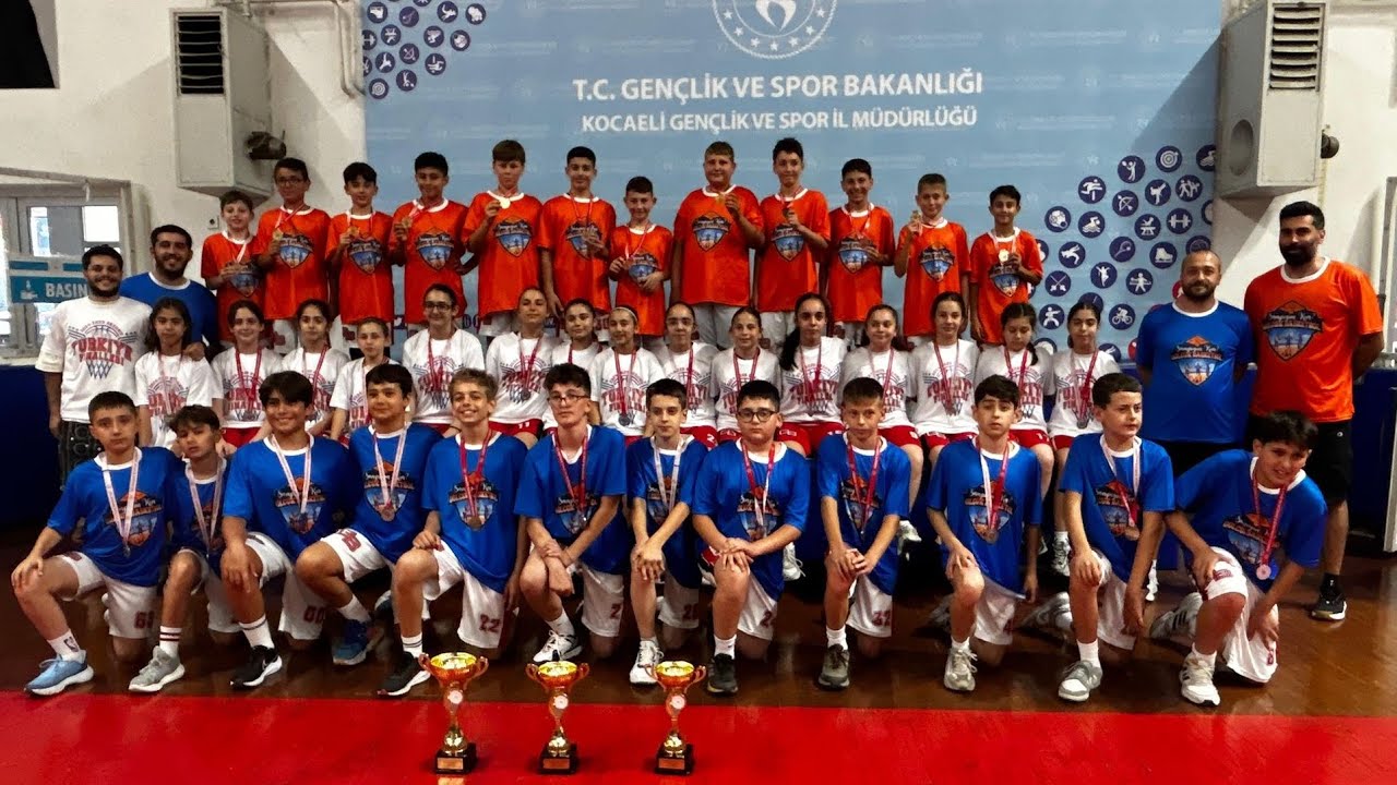 U12 Erkekler Final Maçı Kocaeli 23 Nisan vs Gölcük Basket A Son Çeyrek