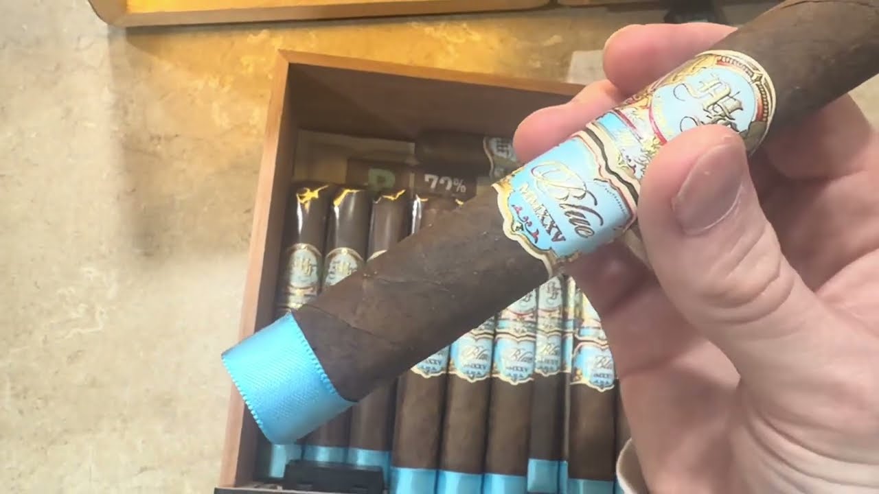 What's in my humidor! My current collection and setup.