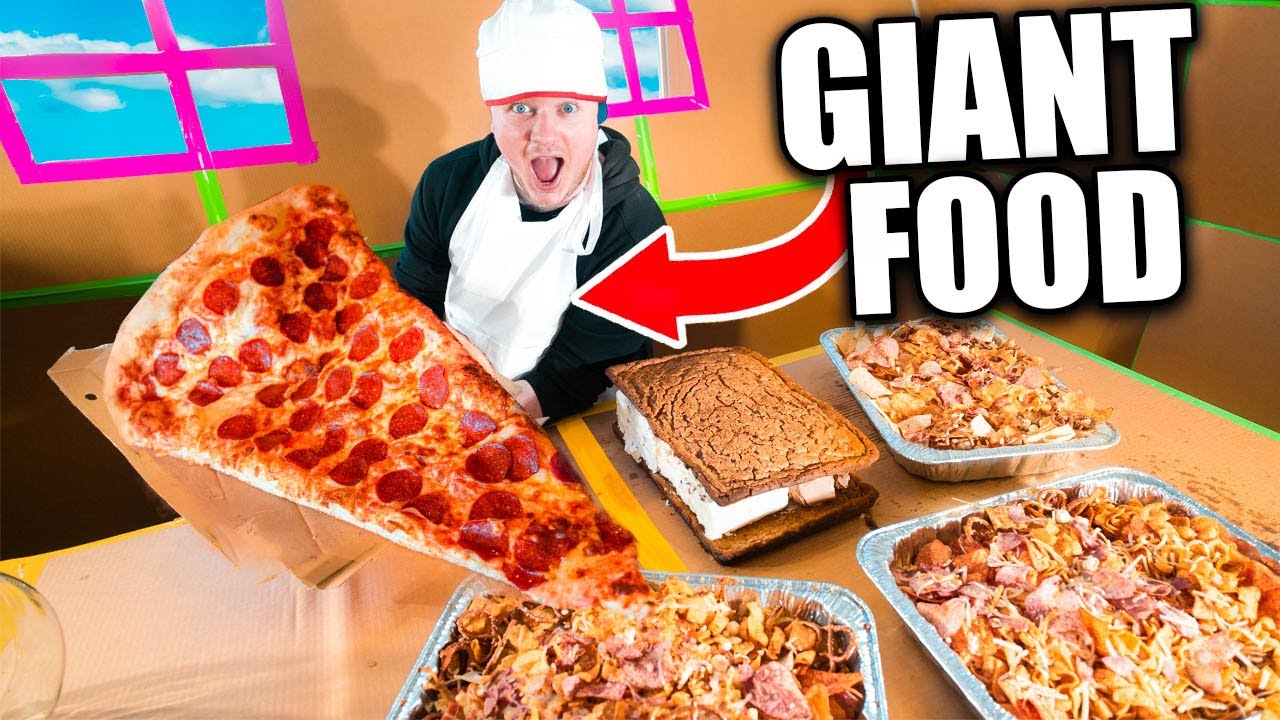 Box Fort GIANT FOOD Restaurant! Food Challenge