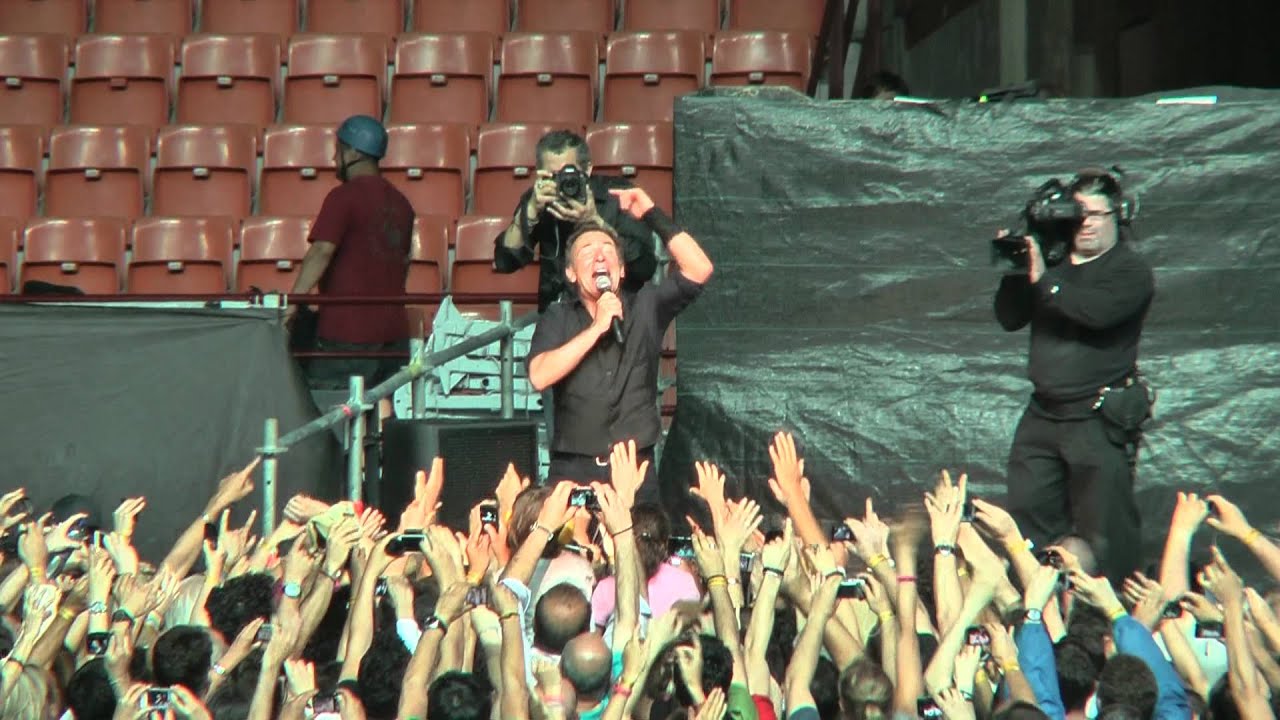 Bruce Springsteen Hungry heart San Siro Milano 07/06/2012 FULL HD