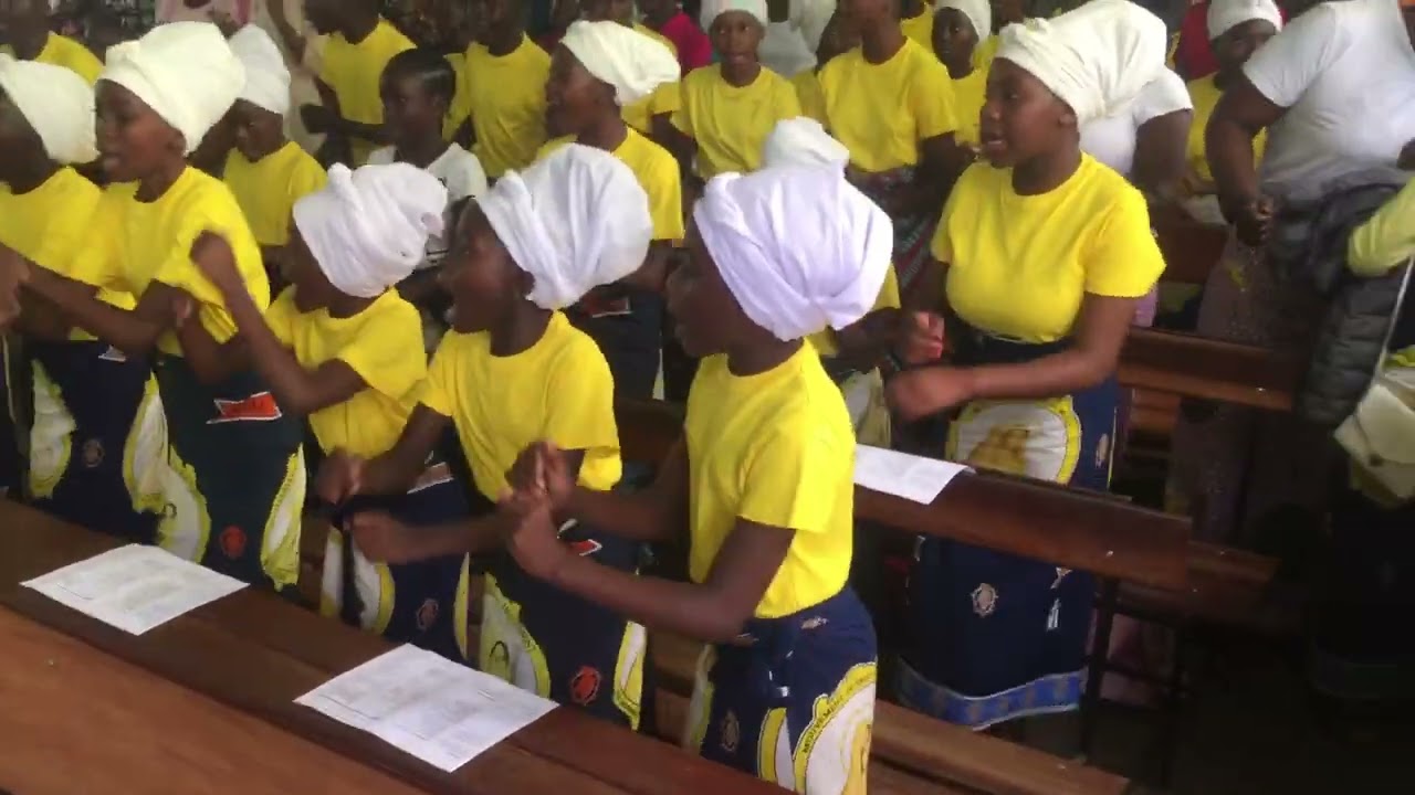 Amalumbo - by pamodzi Holy Childhood choir