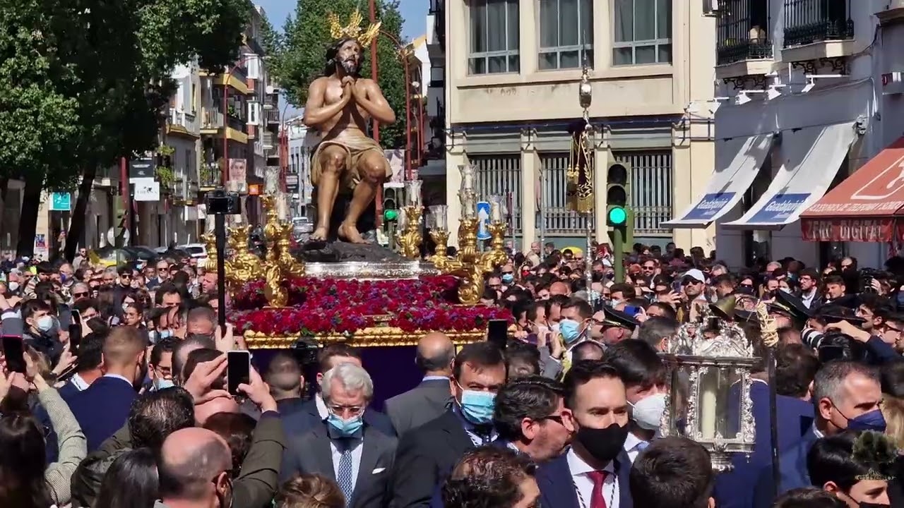 El Señor de las Penas de la Estrella a los sones de la Centuria Macarena