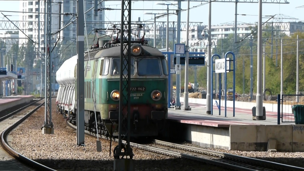 ET41-200 w mijance z zielonym ET22-1162 Warszawa Gdańska [archiwum] HD