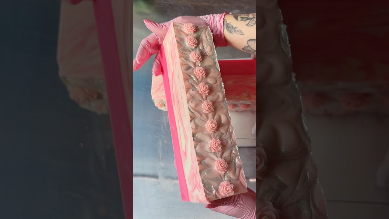 Making + Cutting Pastel Floral Soap! #soapmaking #soapcutting #soap #handmadesoap #soapmaker #soaps