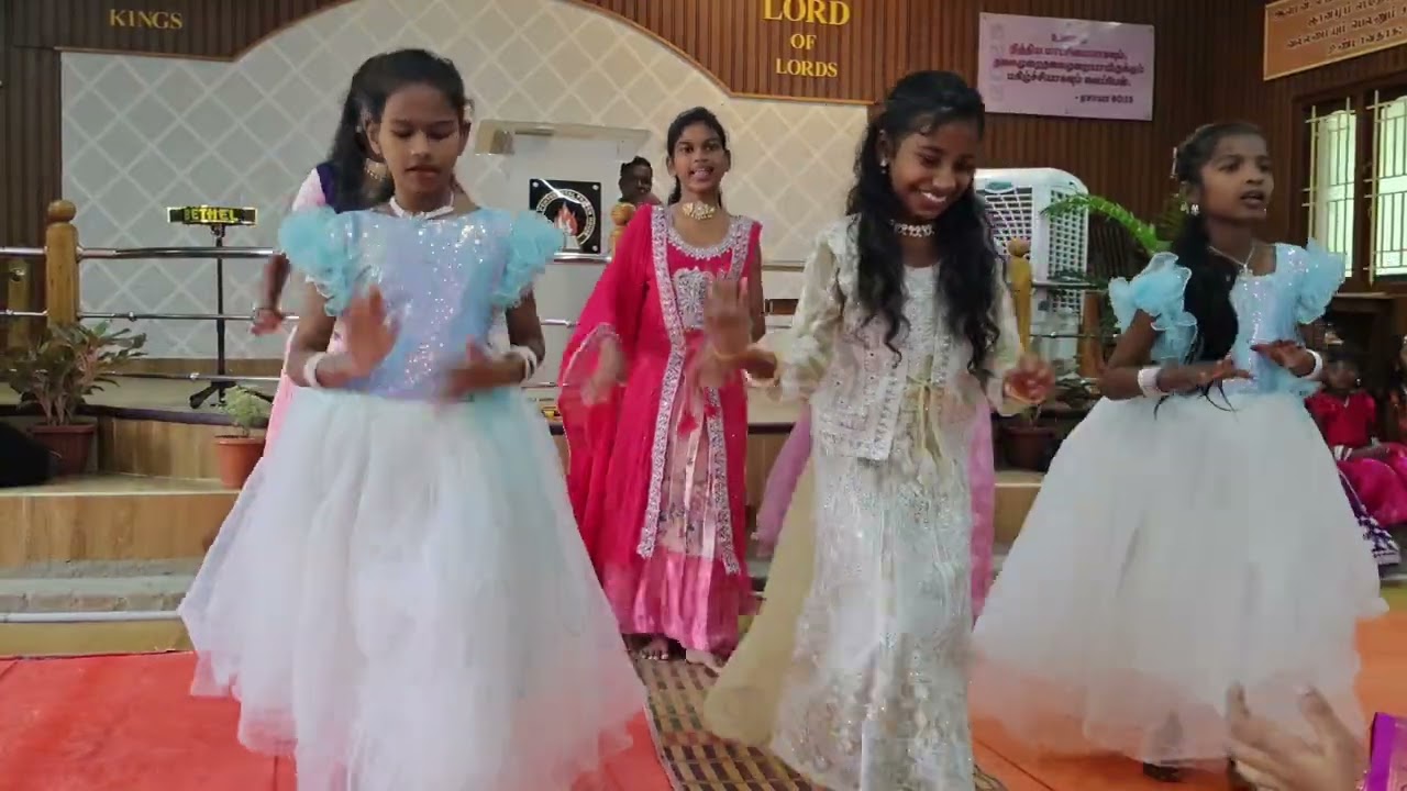 Zinglala Zinglala Gloria | Sunday School Girls Dance 
