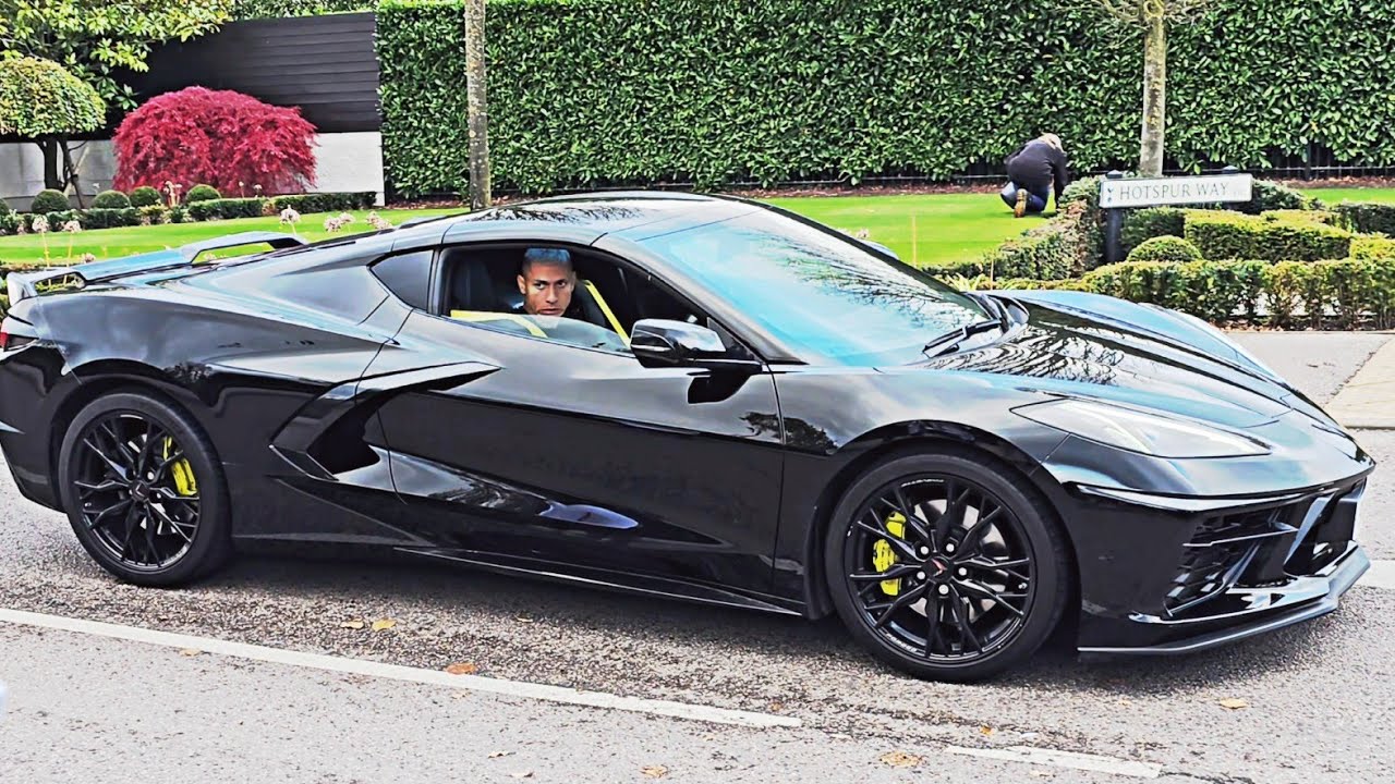 Tottenham Footballers Leave Training Grounds In Their Cars - Richarlison, Kulusevski, Simons