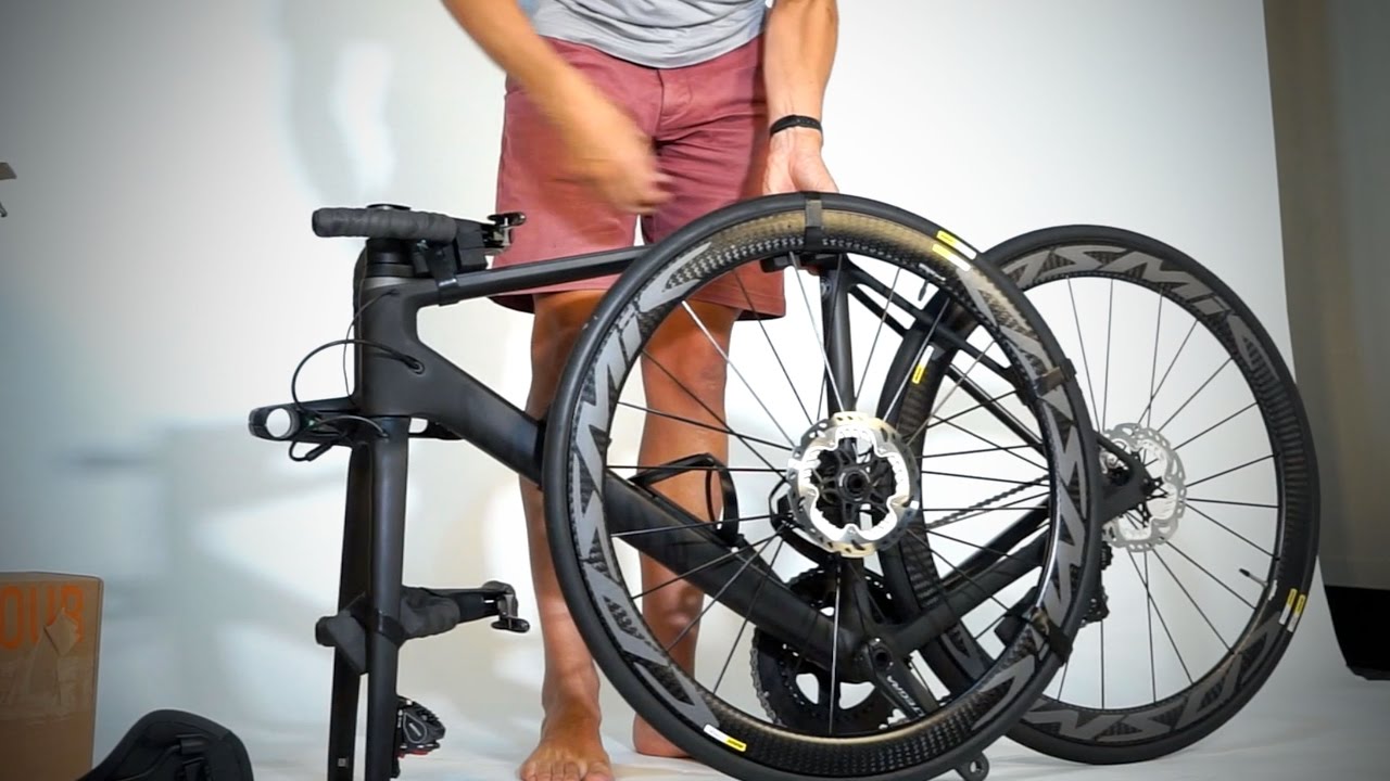 Canyon bike unpacking and building