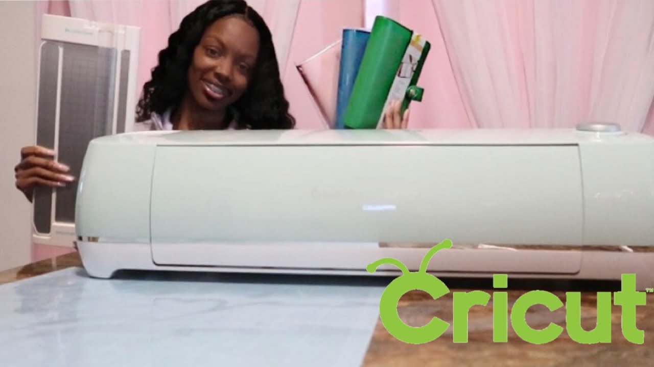 HOW TO CREATE CUSTOM DESIGNS ON A BUDGET BINDER USING A CRICUT MAKER + CREATE CASH ENVELOPES