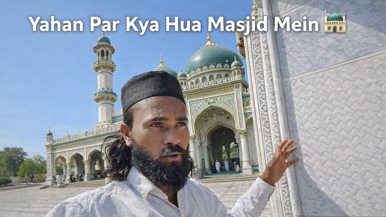 Masjid mein Gaye Thi Namaaz Parne Ke liye ￼