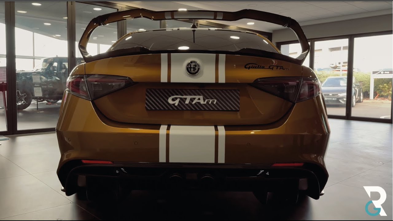 The Alfa Romeo GTA Arrives At Research Garage !