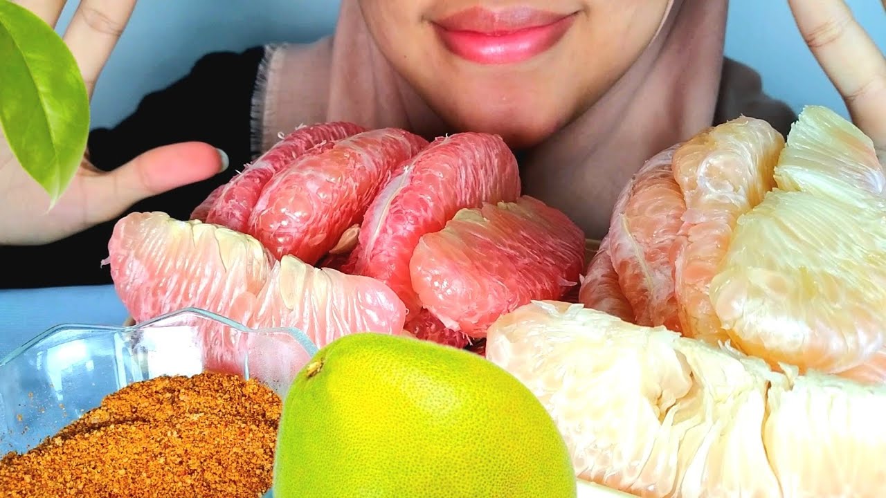 bukan MUKBANG ASMR JERUK BALI DAN BUBUK CABAI GARAM ENAK BANGET MANIS ASEM ASIN PEDAS SEGER