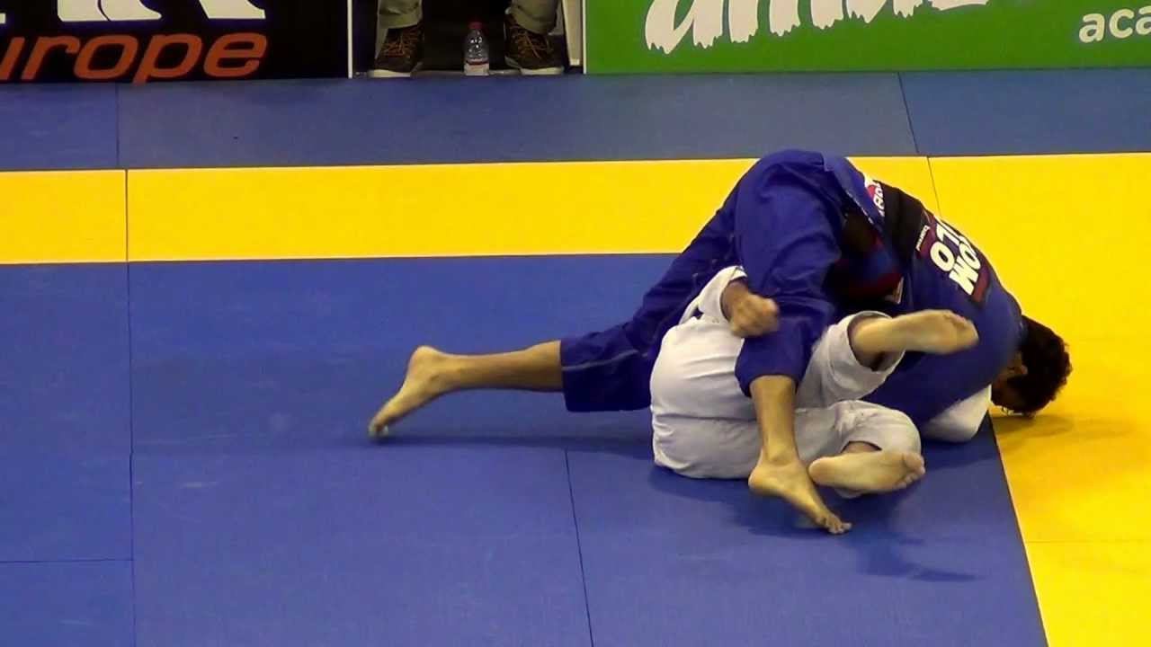 Black Belt Finals - Romulo Barral vs Rodrigo Fajardo - Submission #1220