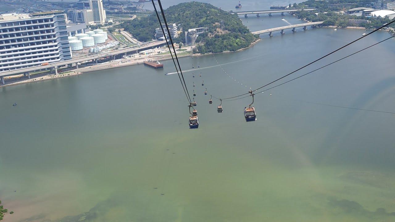 Beautiful views!Cable Car from Tungchung to Ngong Ping Village
