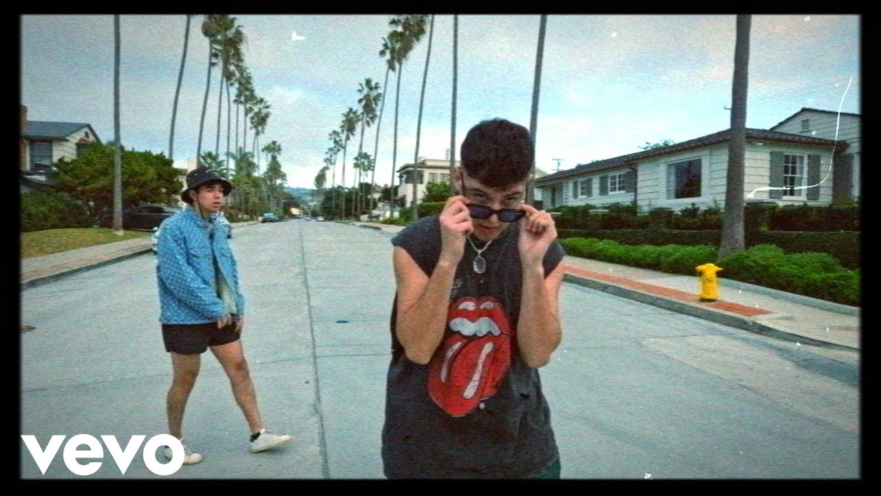 3 Caleb - Playa, Sol Y Arena (LETRA)