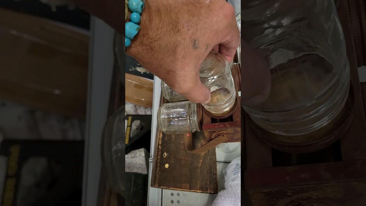 Florida thrift store finds, a very unusual nuts, bolts and screws organizer🤯