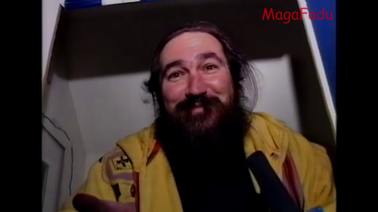 O Τζίμης Πανούσης για τη θητεία στο στρατό! (1993) [Extended]