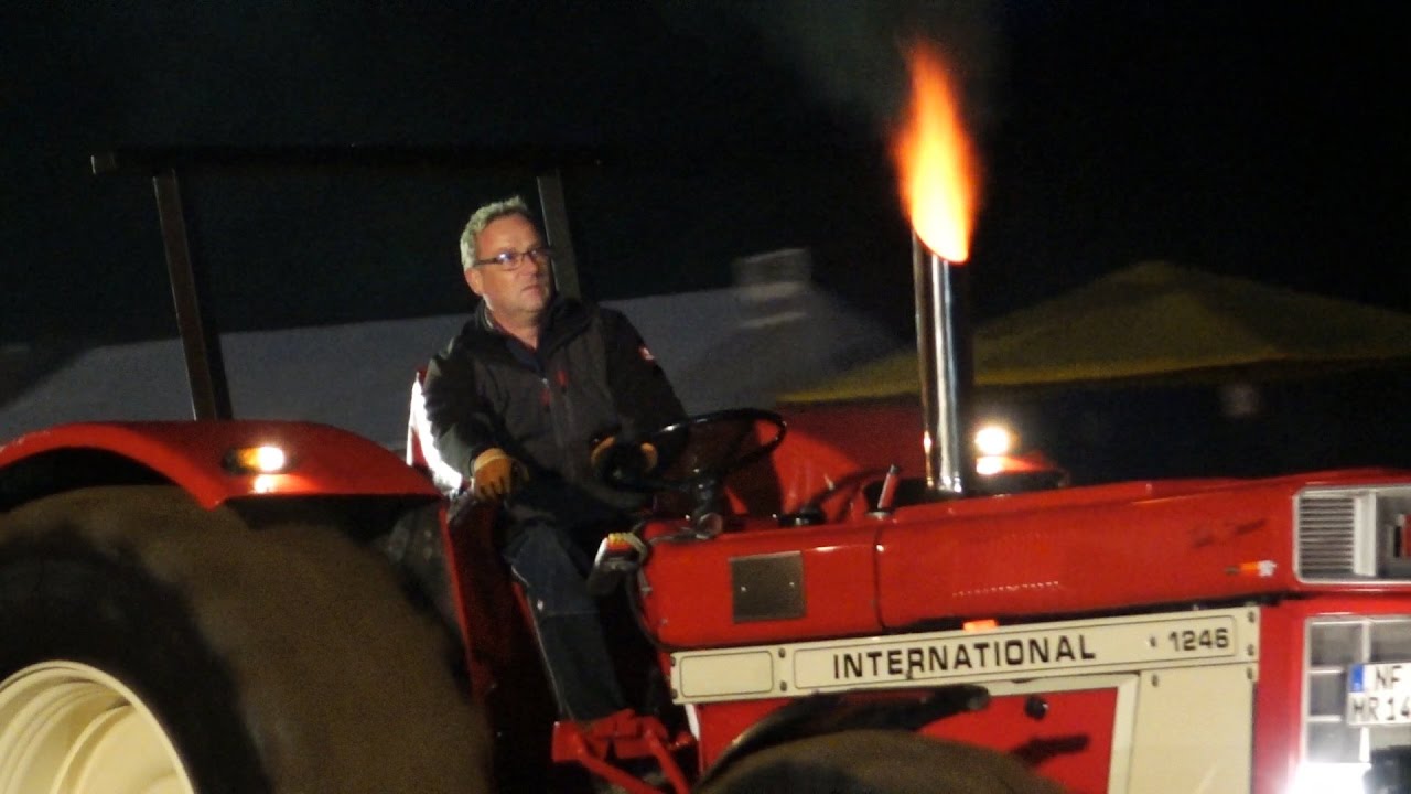 Auf nach Panten - Feuerkegel - IH 1246  PS - Giganten Trecker Treck