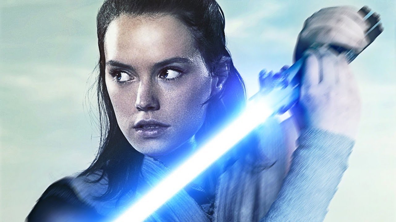 Daisy Ridley on the Importance of Rey's Parents' Identity - Star Wars: The Last Jedi Interview