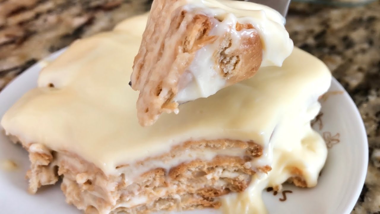 Torta de Bolacha e Nata! Muito f&aacute;cil e deliciosa!🥧