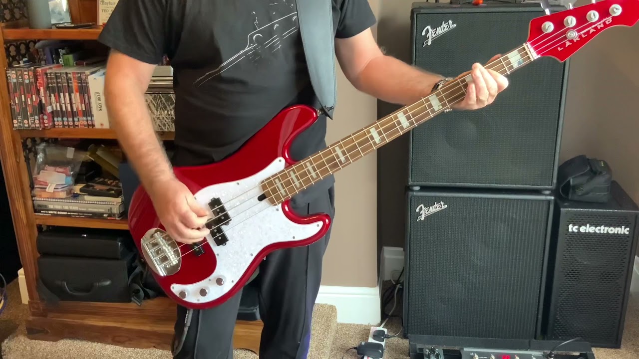 You’ve got my number, The Undertones brief bass guitar lesson and cover by The Bass Punk