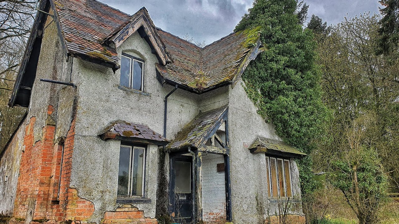 He Had High Hopes & Dreams of fixing this ABANDONED House Till She passed - leaving all behind!