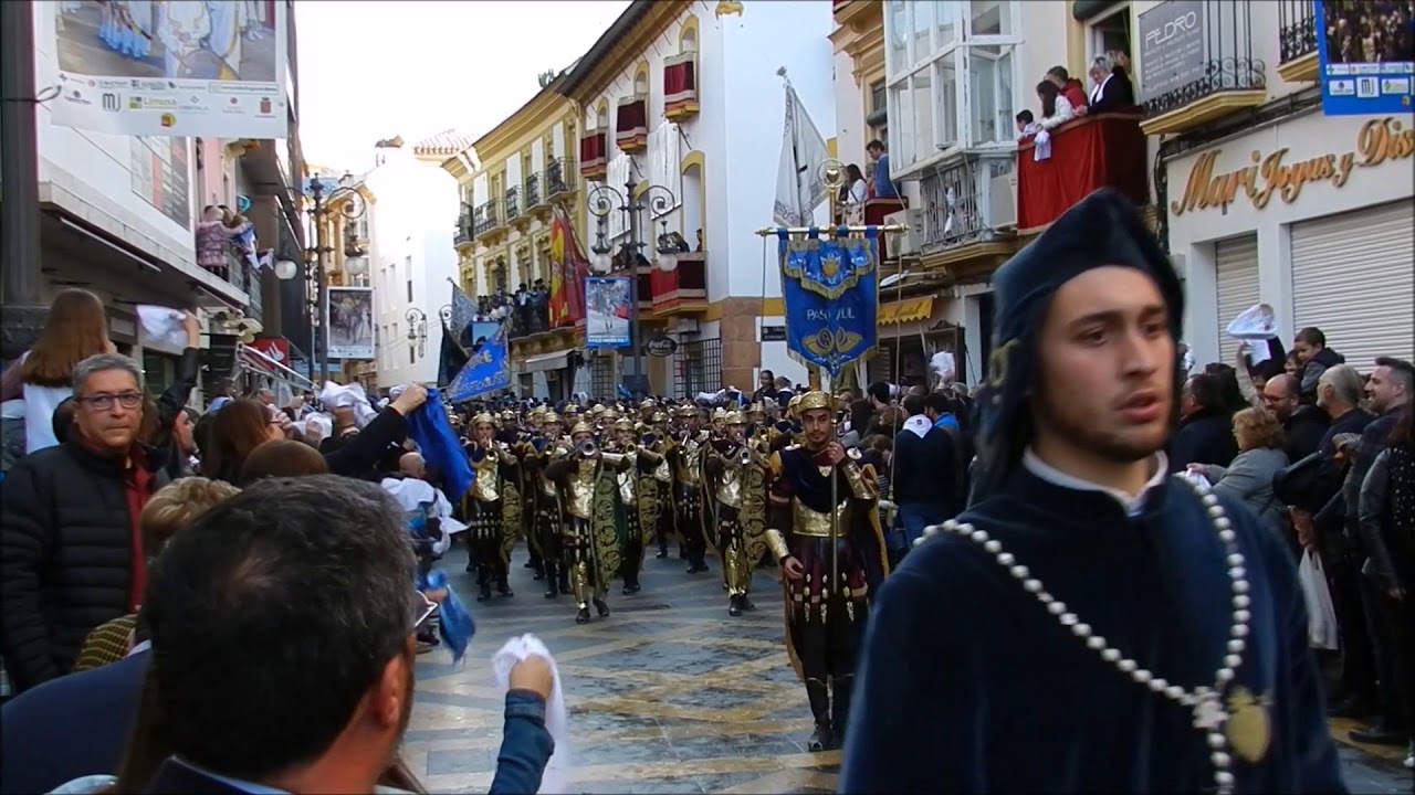 PASO AZUL . JUEVES SANTO 2019 . RECOGIDA BANDERAS